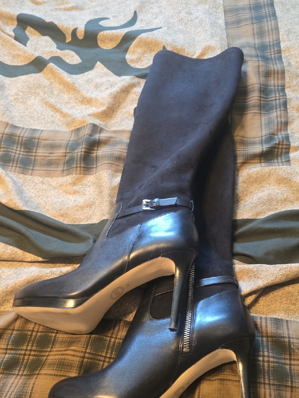Black Knee-High Stiletto Boots with Side Zip Brand New